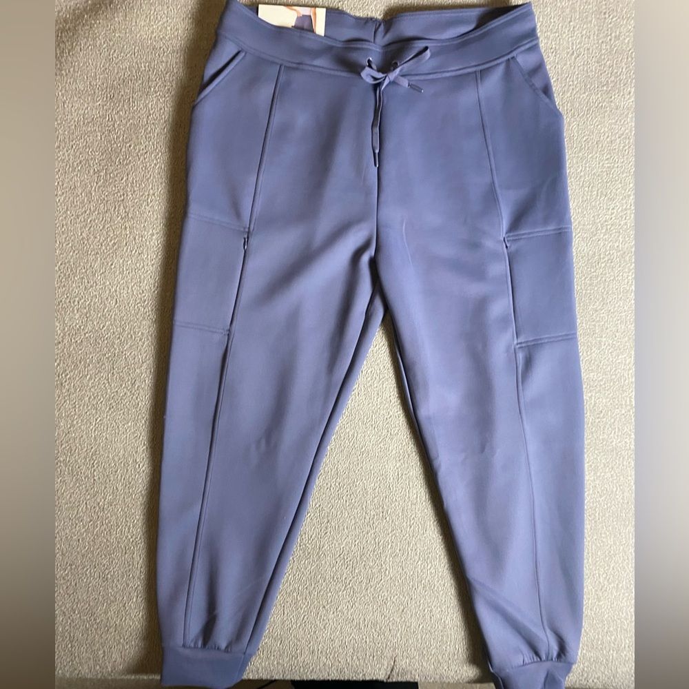 32 Degrees Women’s Comfortable Everyday Wear Joggers Sweat Pants